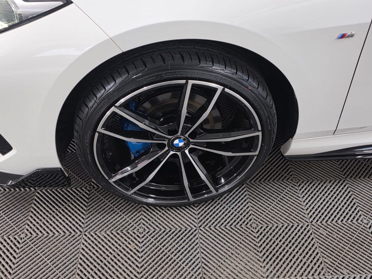 2022 BMW 2 SERIES GRAN COUPE 1.5 218i M Sport Saloon 4dr Petrol Manual Euro 6 (s/s) (136 ps) Front and R - vehicle photo 10 for sale on PureCar
