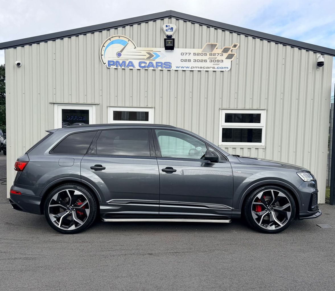 2021 AUDI Q7 Black Edition - vehicle photo 3 for sale on PureCar