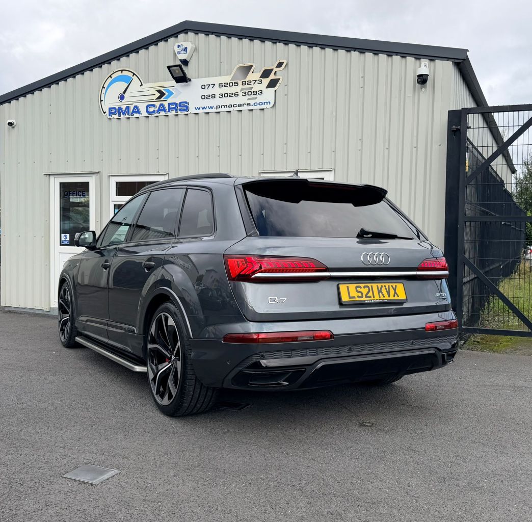 2021 AUDI Q7 Black Edition - vehicle photo 4 for sale on PureCar