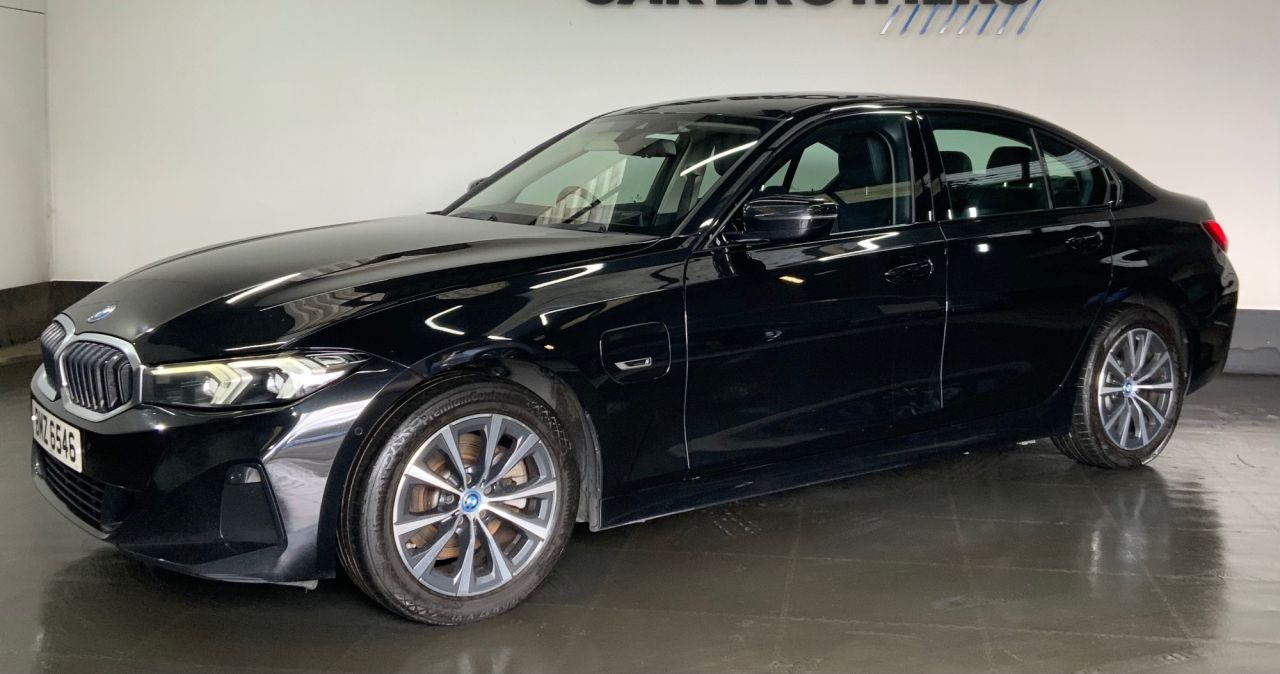 2023 BMW 3 SERIES 2.0 330e 12kWh Sport Saloon 4dr Petrol Plug-in Hybrid Auto Euro 6 (s/s) (29 - vehicle photo 7 for sale on PureCar