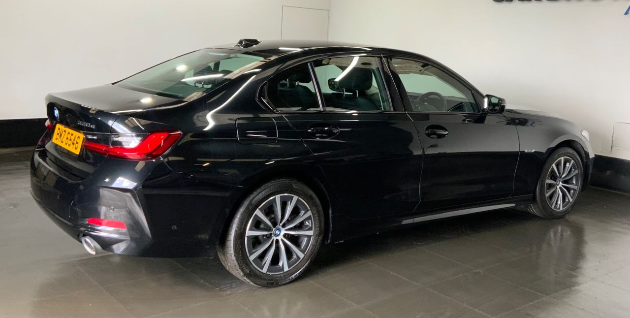 2023 BMW 3 SERIES 2.0 330e 12kWh Sport Saloon 4dr Petrol Plug-in Hybrid Auto Euro 6 (s/s) (29 - vehicle photo 12 for sale on PureCar