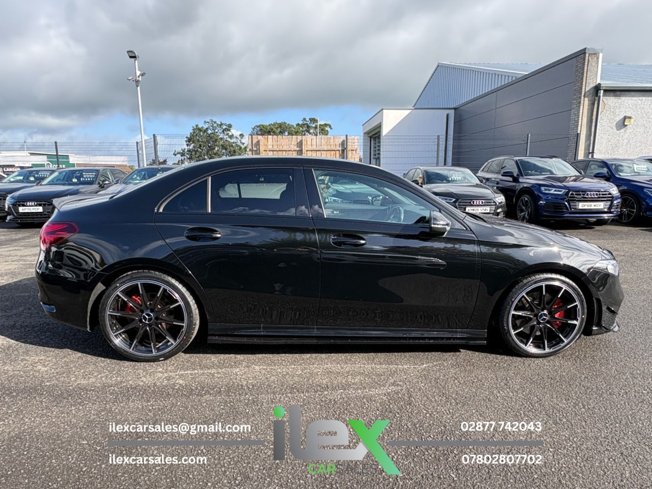 2021 MERCEDES A CLASS 2.0 A220d AMG Line Saloon 4dr Diesel 8G-DCT Euro 6 (s/s) (190 ps) 190PS | 8 - vehicle photo 4 for sale on PureCar