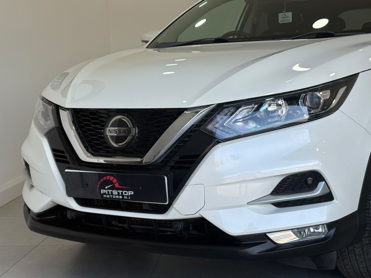 2018 NISSAN QASHQAI 1.6 dCi N-Connecta SUV 5dr Diesel XTRON Euro 6 (s/s) (130 ps) - vehicle photo 6 for sale on PureCar