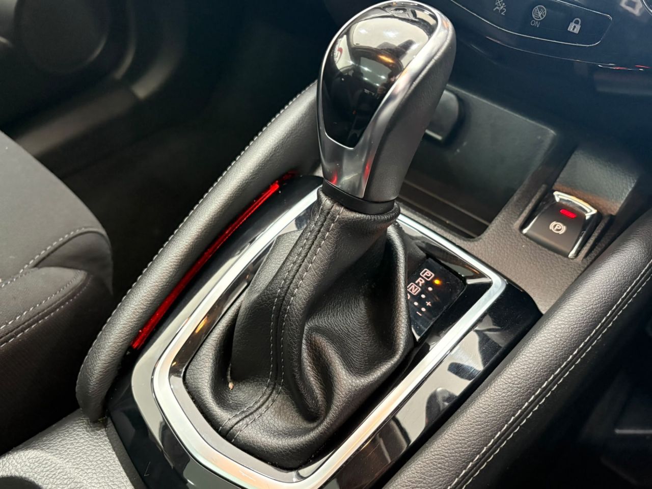 2018 NISSAN QASHQAI 1.6 dCi N-Connecta SUV 5dr Diesel XTRON Euro 6 (s/s) (130 ps) - vehicle photo 37 for sale on PureCar
