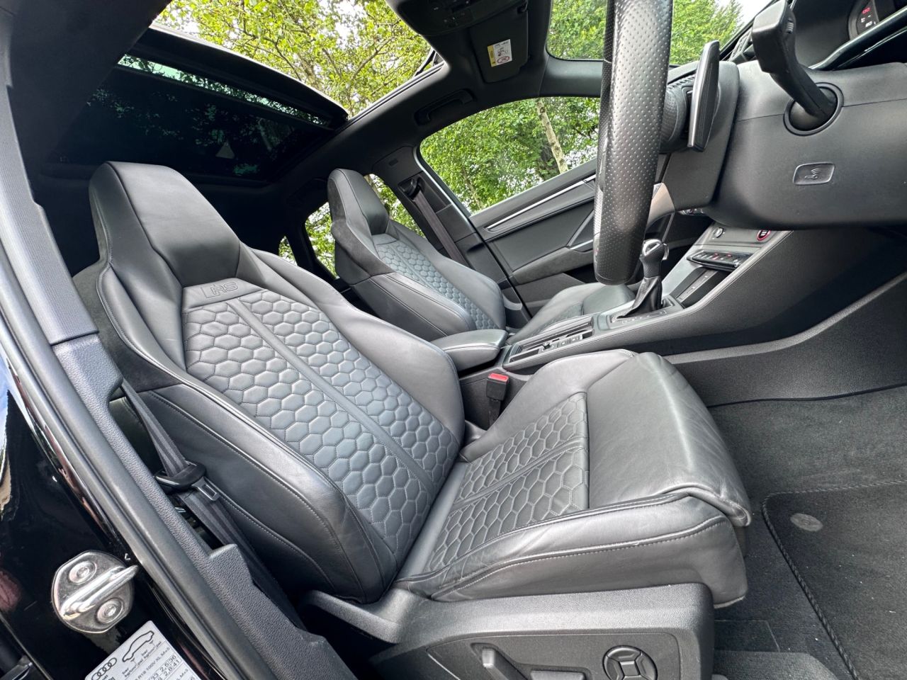 2020 AUDI RS Q3 2.5 TFSI Audi Sport Edition SUV 5dr Petrol S Tronic quattro Euro 6 (s/s) (4 - vehicle photo 2 for sale on PureCar