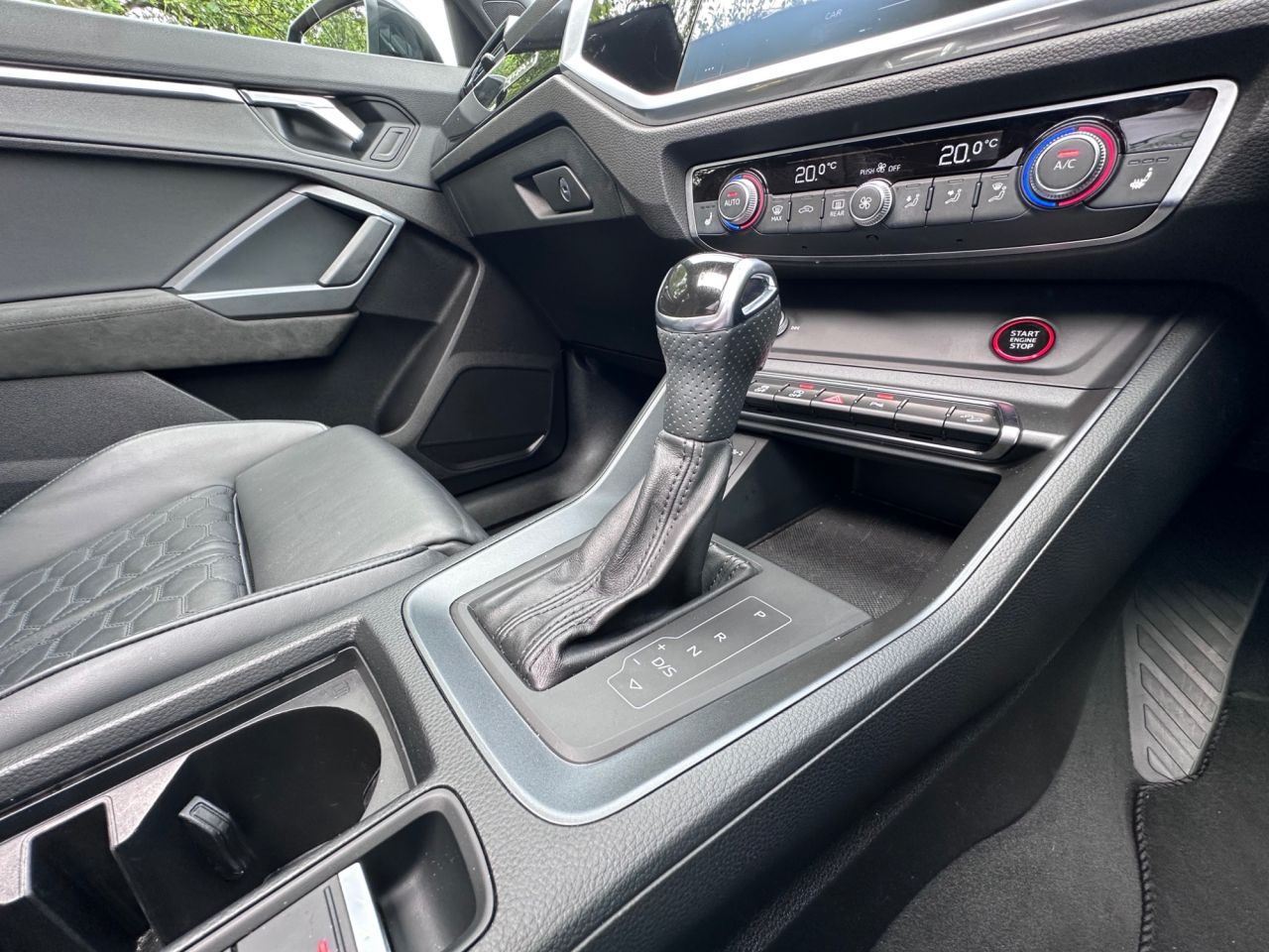 2020 AUDI RS Q3 2.5 TFSI Audi Sport Edition SUV 5dr Petrol S Tronic quattro Euro 6 (s/s) (4 - vehicle photo 18 for sale on PureCar