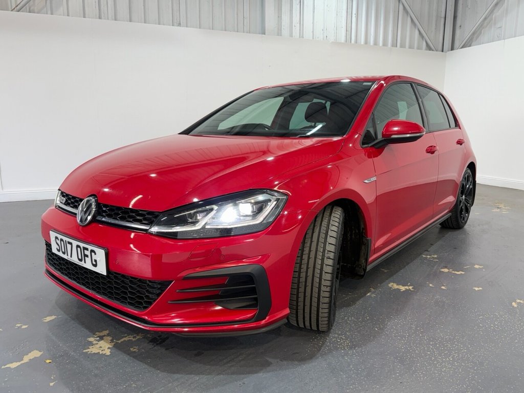 2017 Volkswagen Golf — image 3
