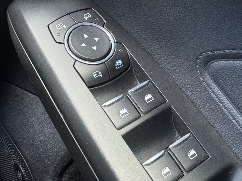 2019 Ford Focus — image 35