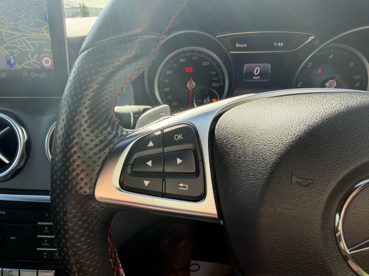 2018 MERCEDES GLA 2.1 GLA200d AMG Line SUV 5dr Diesel 7G-DCT Euro 6 (s/s) (136 ps) - vehicle photo 11 for sale on PureCar