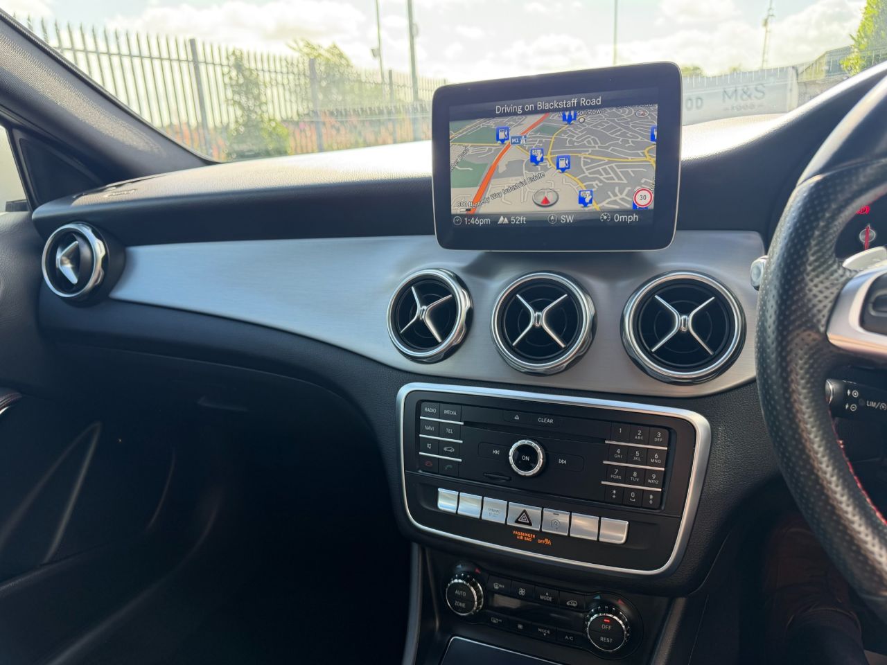 2018 MERCEDES GLA 2.1 GLA200d AMG Line SUV 5dr Diesel 7G-DCT Euro 6 (s/s) (136 ps) - vehicle photo 13 for sale on PureCar