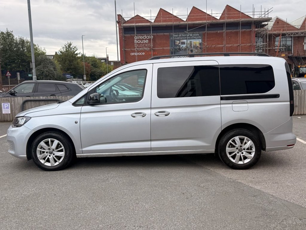 2023 Volkswagen Caddy Maxi — image 6