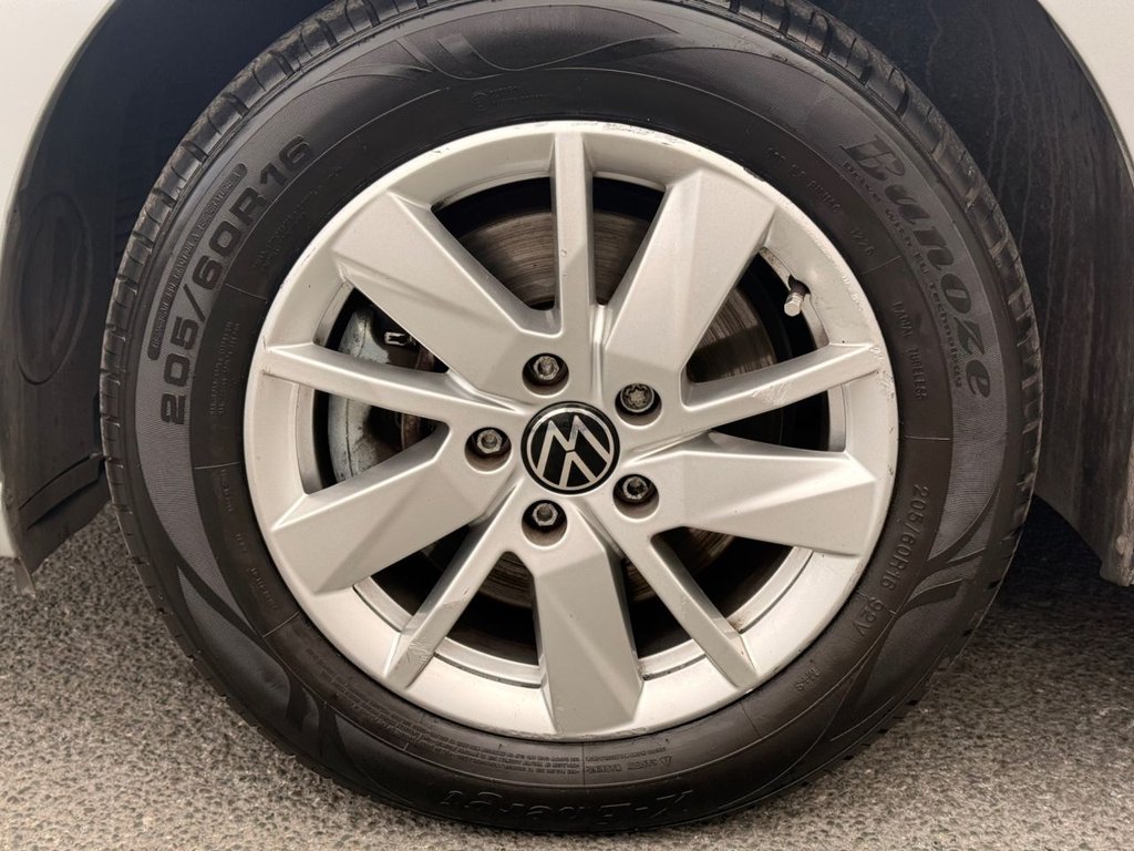 2023 Volkswagen Caddy Maxi — image 15