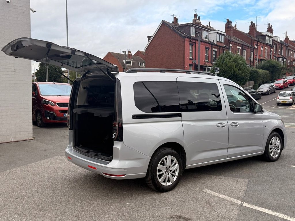 2023 Volkswagen Caddy Maxi — image 16