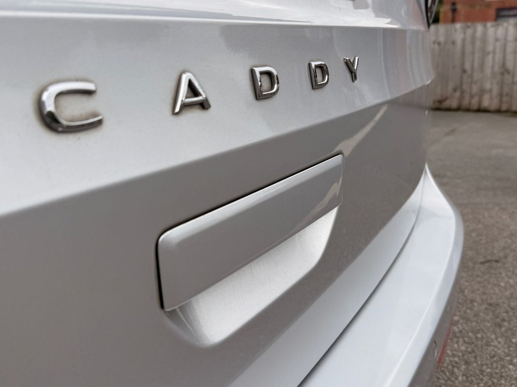 2023 Volkswagen Caddy Maxi — image 19