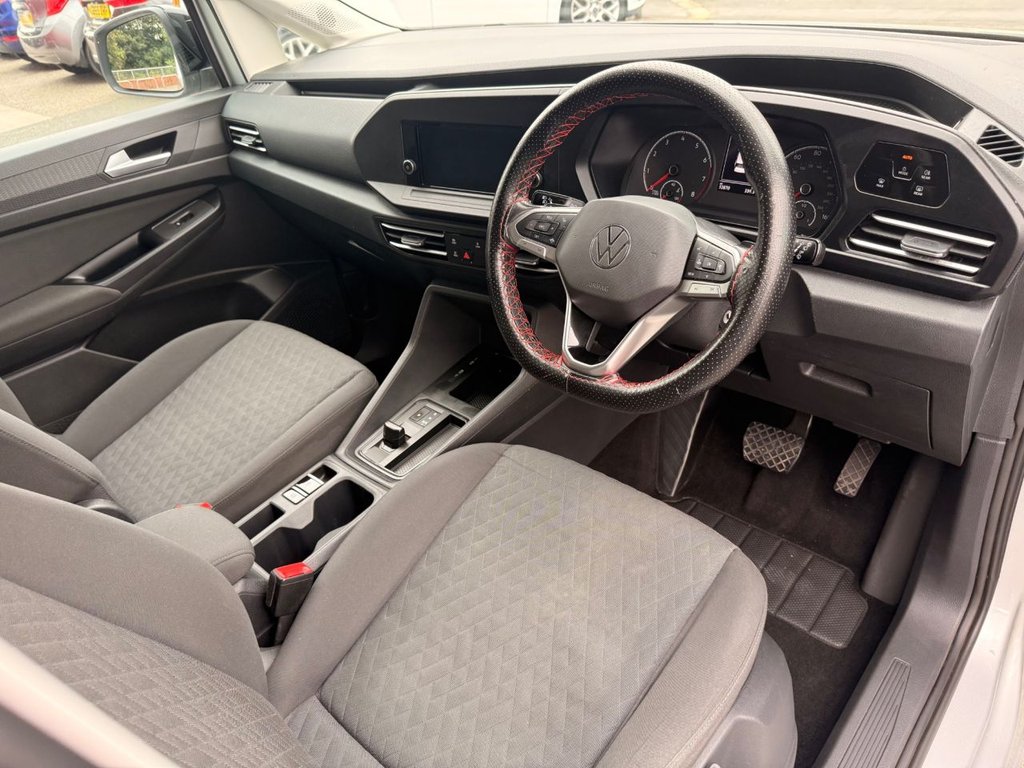 2023 Volkswagen Caddy Maxi — image 33