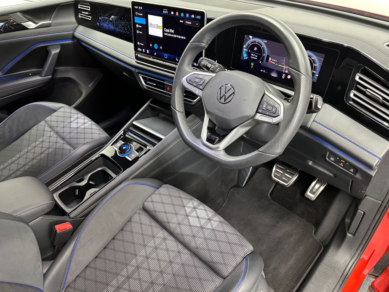 2025 VOLKSWAGEN TIGUAN 2.0 TDI R-Line SUV 5dr Diesel DSG Euro 6 (s/s) (150 ps) - vehicle photo 10 for sale on PureCar