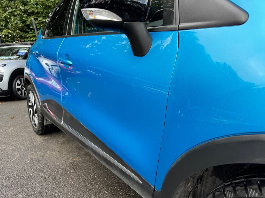 2015 Renault Captur — image 2