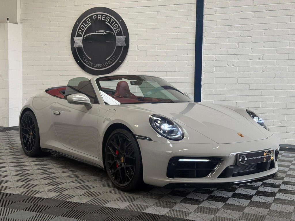 Porsche 911 2023