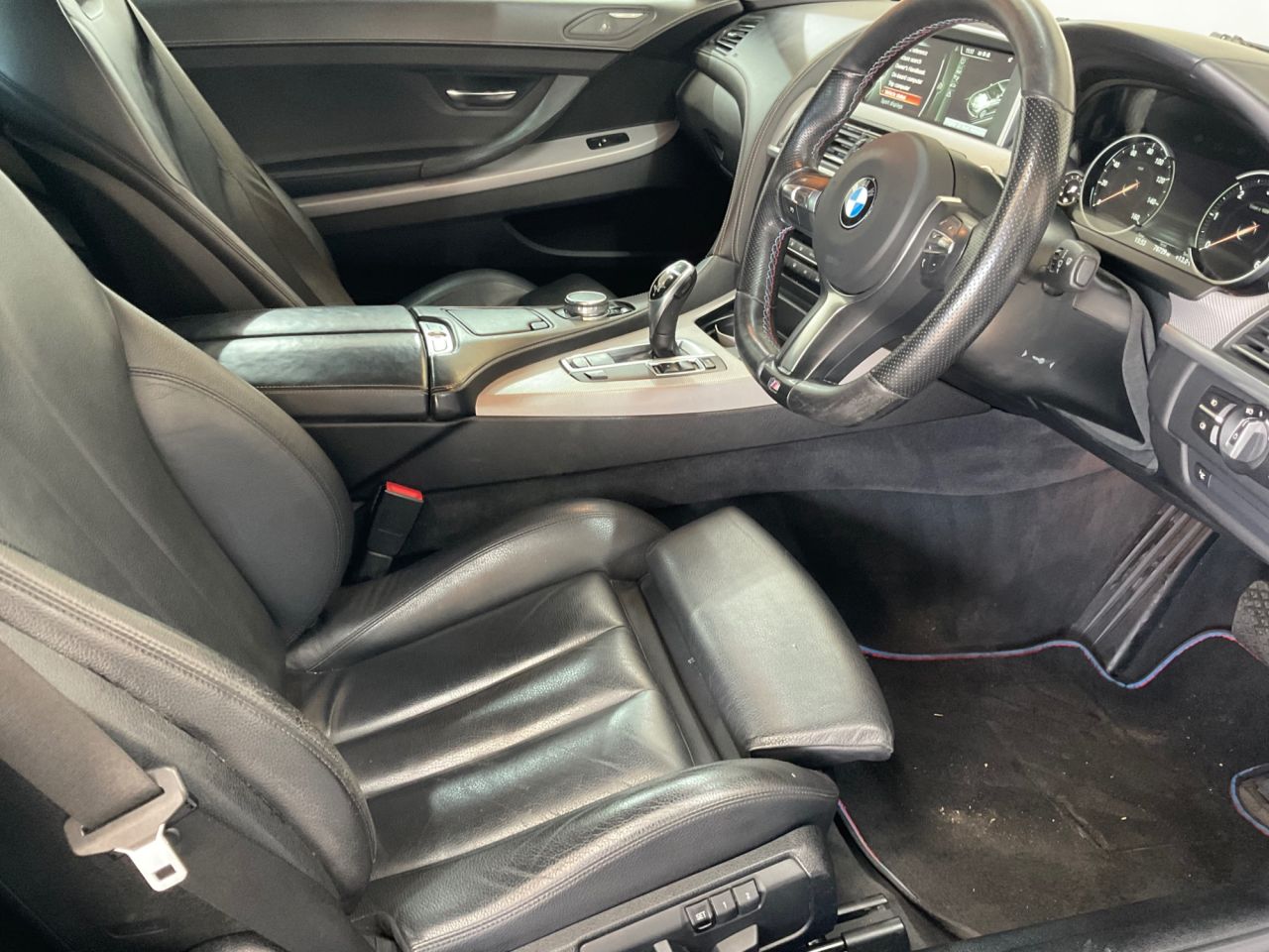 2015 BMW 6 SERIES 3.0 640d M Sport Coupe 2dr Diesel Auto Euro 5 (s/s) (313 ps) - vehicle photo 14 for sale on PureCar