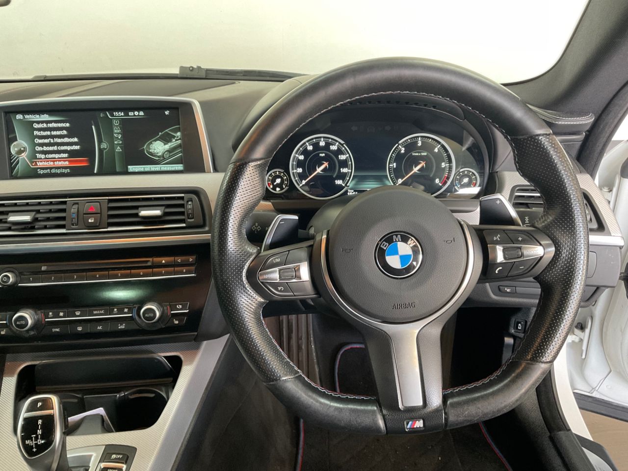 2015 BMW 6 SERIES 3.0 640d M Sport Coupe 2dr Diesel Auto Euro 5 (s/s) (313 ps) - vehicle photo 17 for sale on PureCar