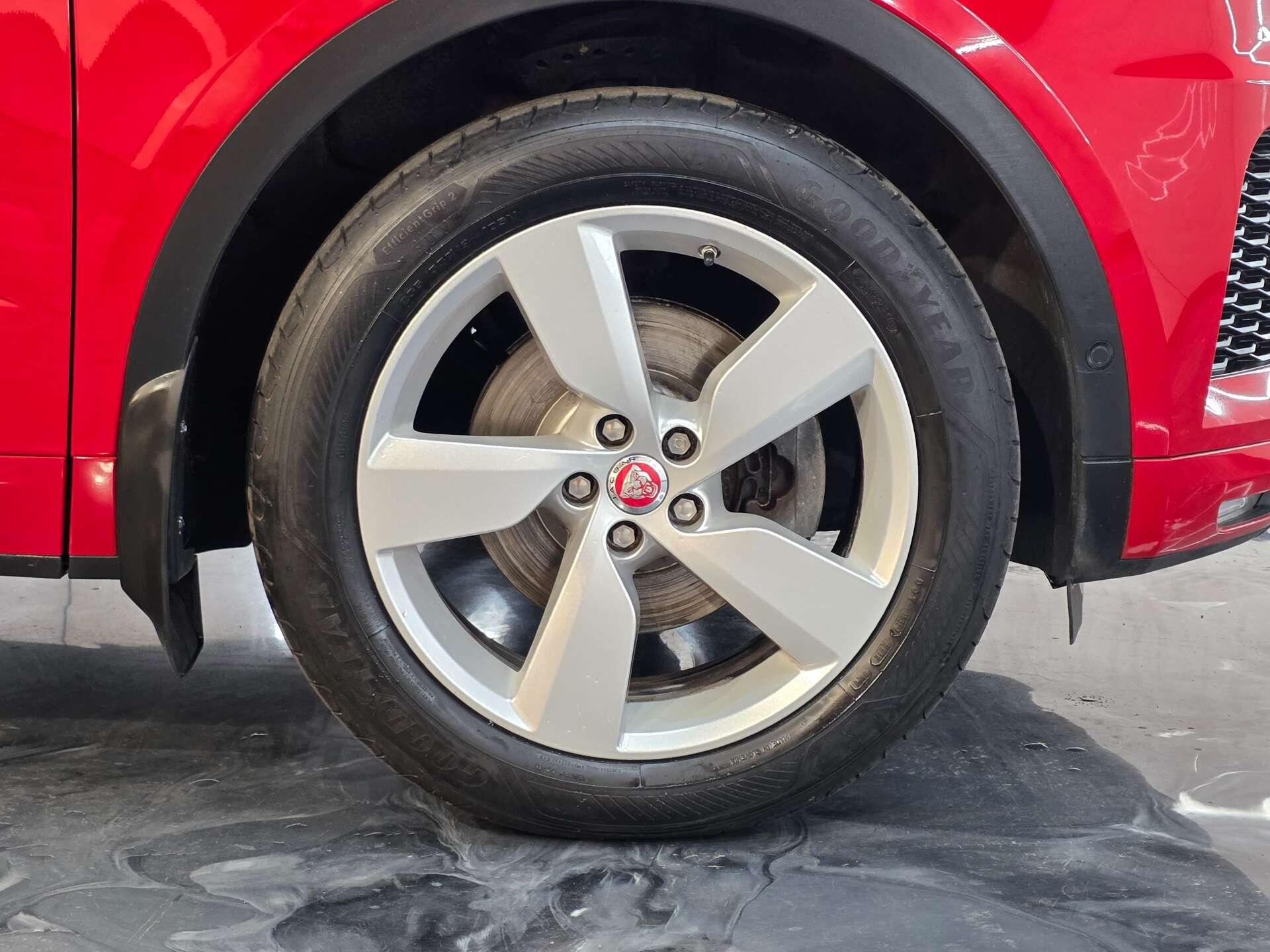 2020 69 JAGUAR E-PACE