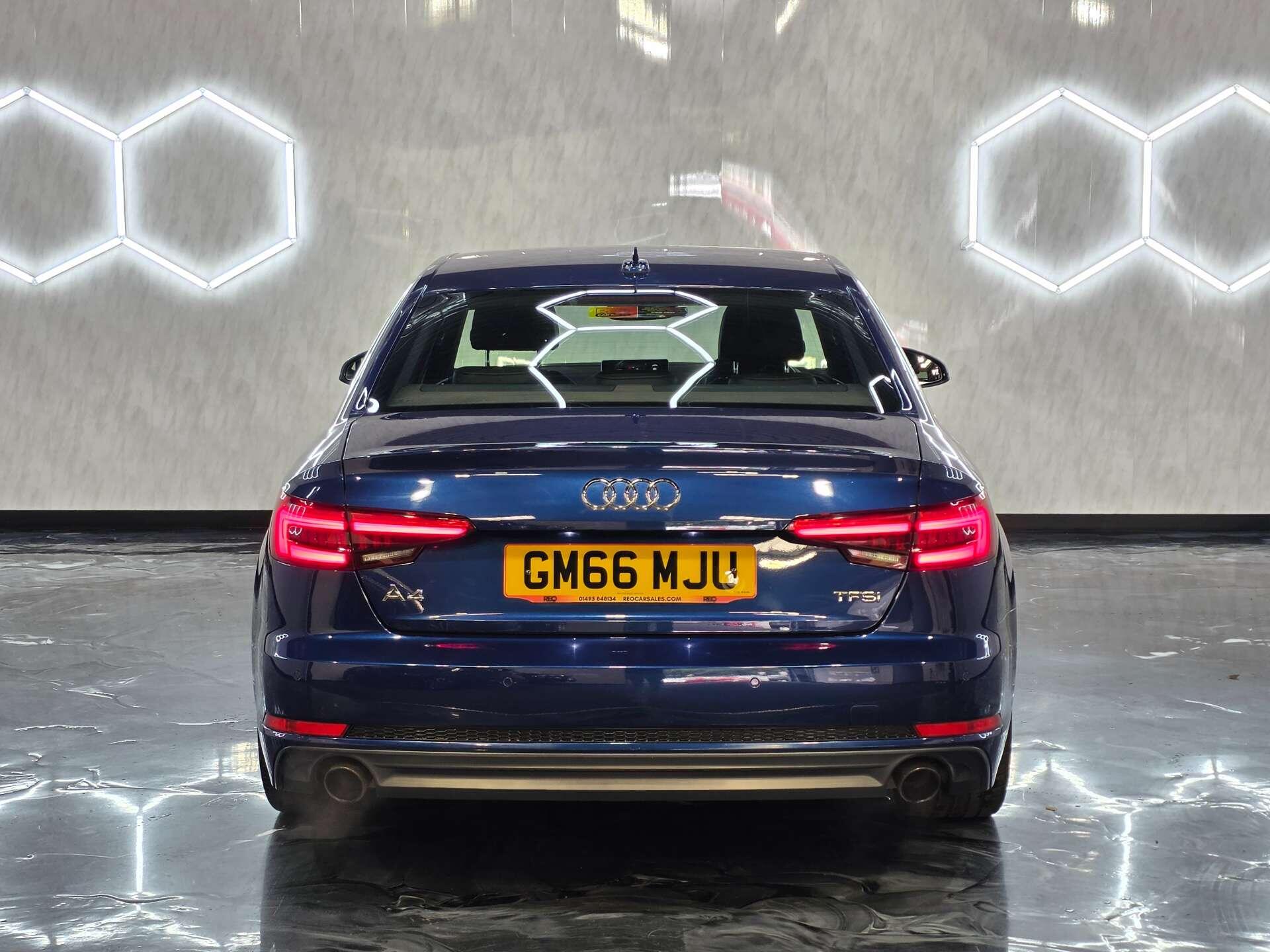 2017 66 AUDI A4