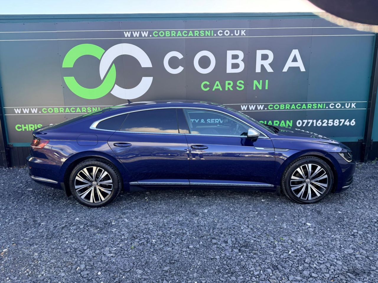 2019 VOLKSWAGEN ARTEON 2.0 TDI Elegance Fastback 5dr Diesel Manual Euro 6 (s/s) (150 ps) - vehicle photo 6 for sale on PureCar