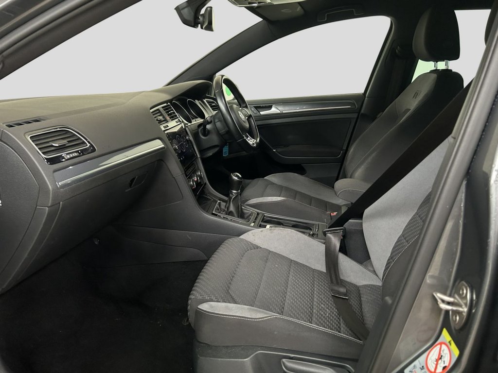 2019 Volkswagen Golf — image 6