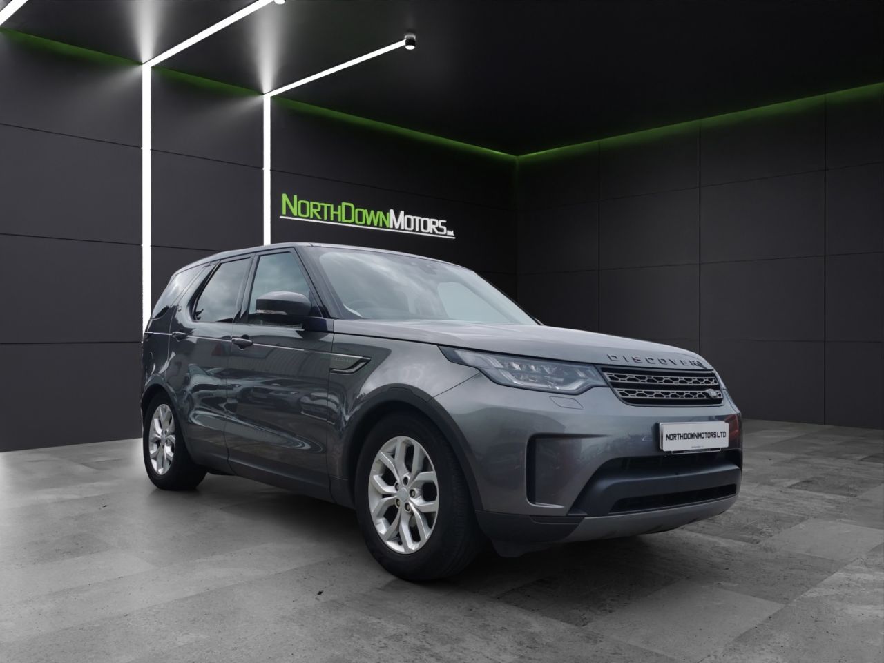 2018 LAND ROVER DISCOVERY 2.0 SD4 SE SUV 5dr Diesel Auto 4WD Euro 6 (s/s) (240 ps) :Low Rate finance - vehicle photo 8 for sale on PureCar