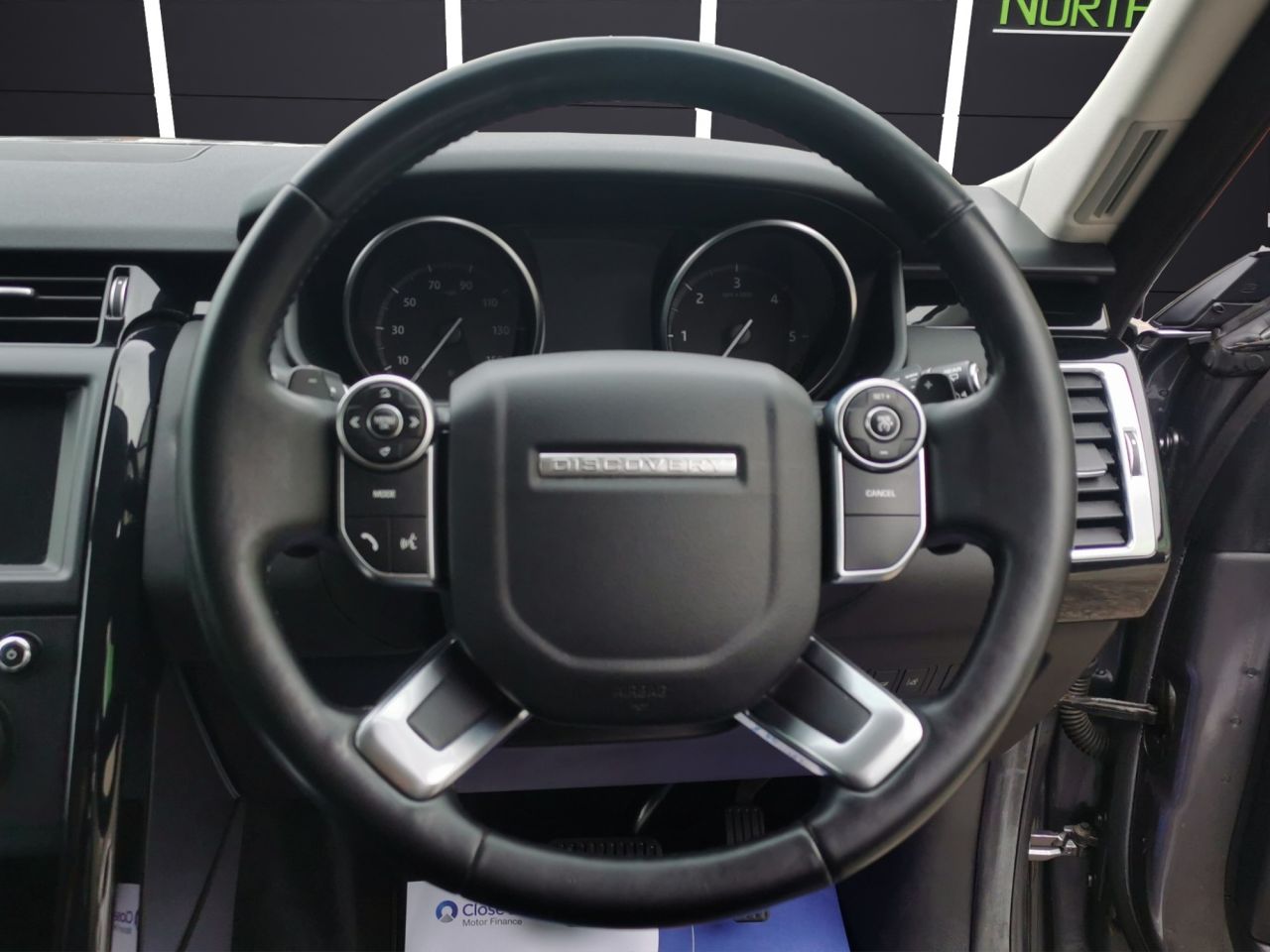 2018 LAND ROVER DISCOVERY 2.0 SD4 SE SUV 5dr Diesel Auto 4WD Euro 6 (s/s) (240 ps) :Low Rate finance - vehicle photo 10 for sale on PureCar