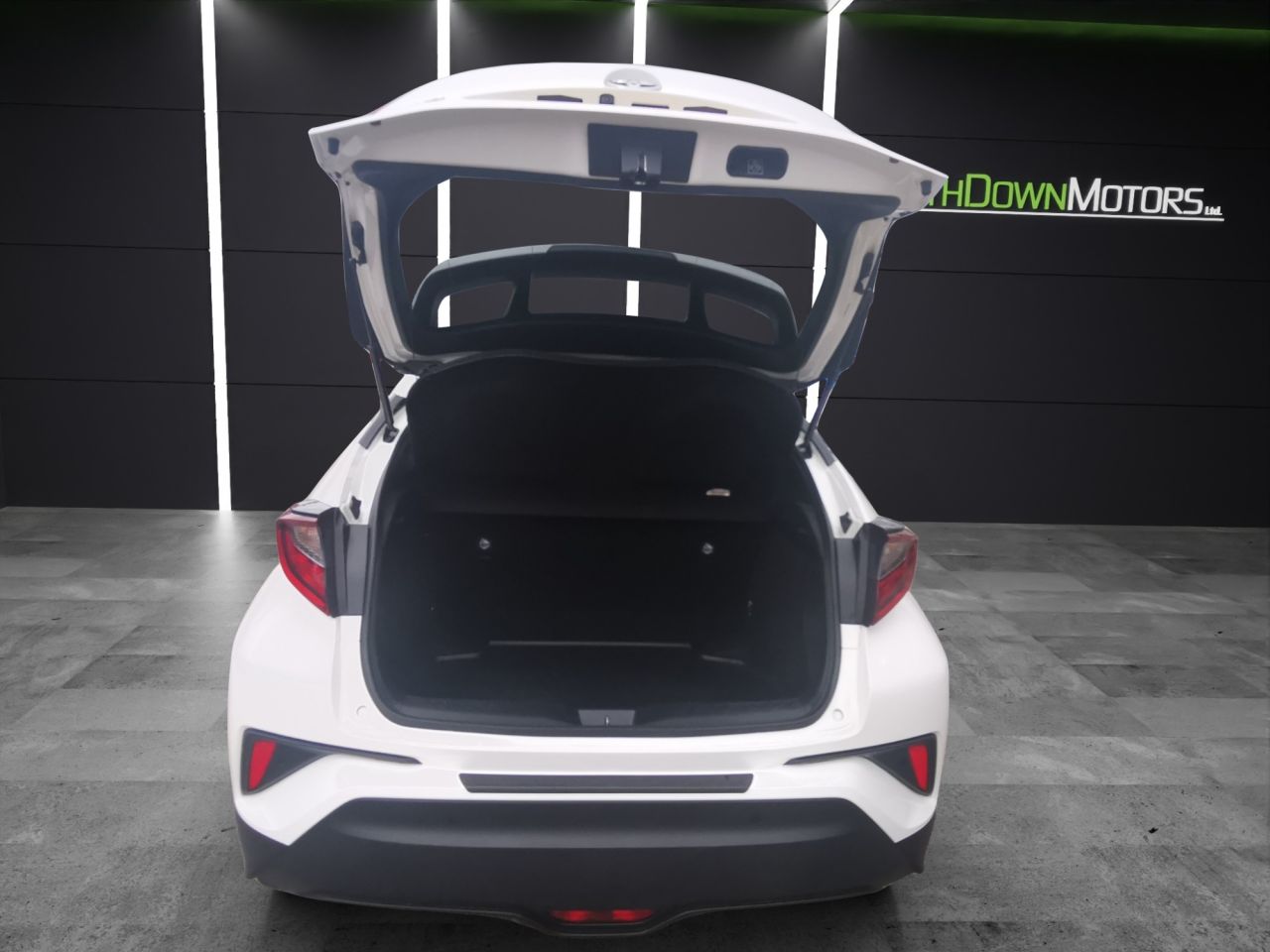 2021 TOYOTA C-HR 1.8 VVT-h GPF Design SUV 5dr Petrol Hybrid CVT Euro 6 (s/s) (122 ps) Very E - vehicle photo 20 for sale on PureCar