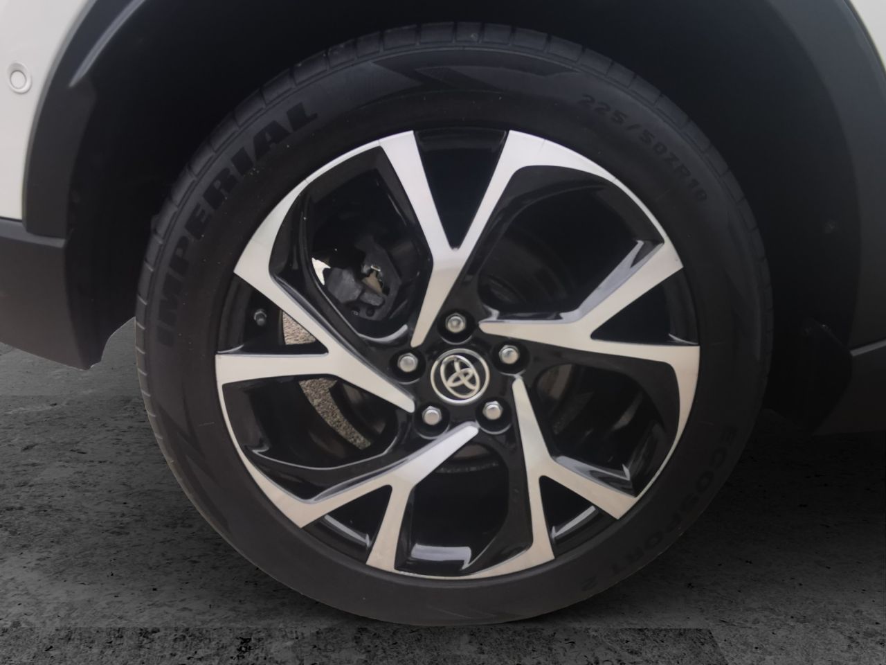 2021 TOYOTA C-HR 1.8 VVT-h GPF Design SUV 5dr Petrol Hybrid CVT Euro 6 (s/s) (122 ps) Very E - vehicle photo 21 for sale on PureCar