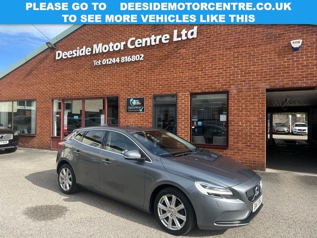 2017 Volvo V40