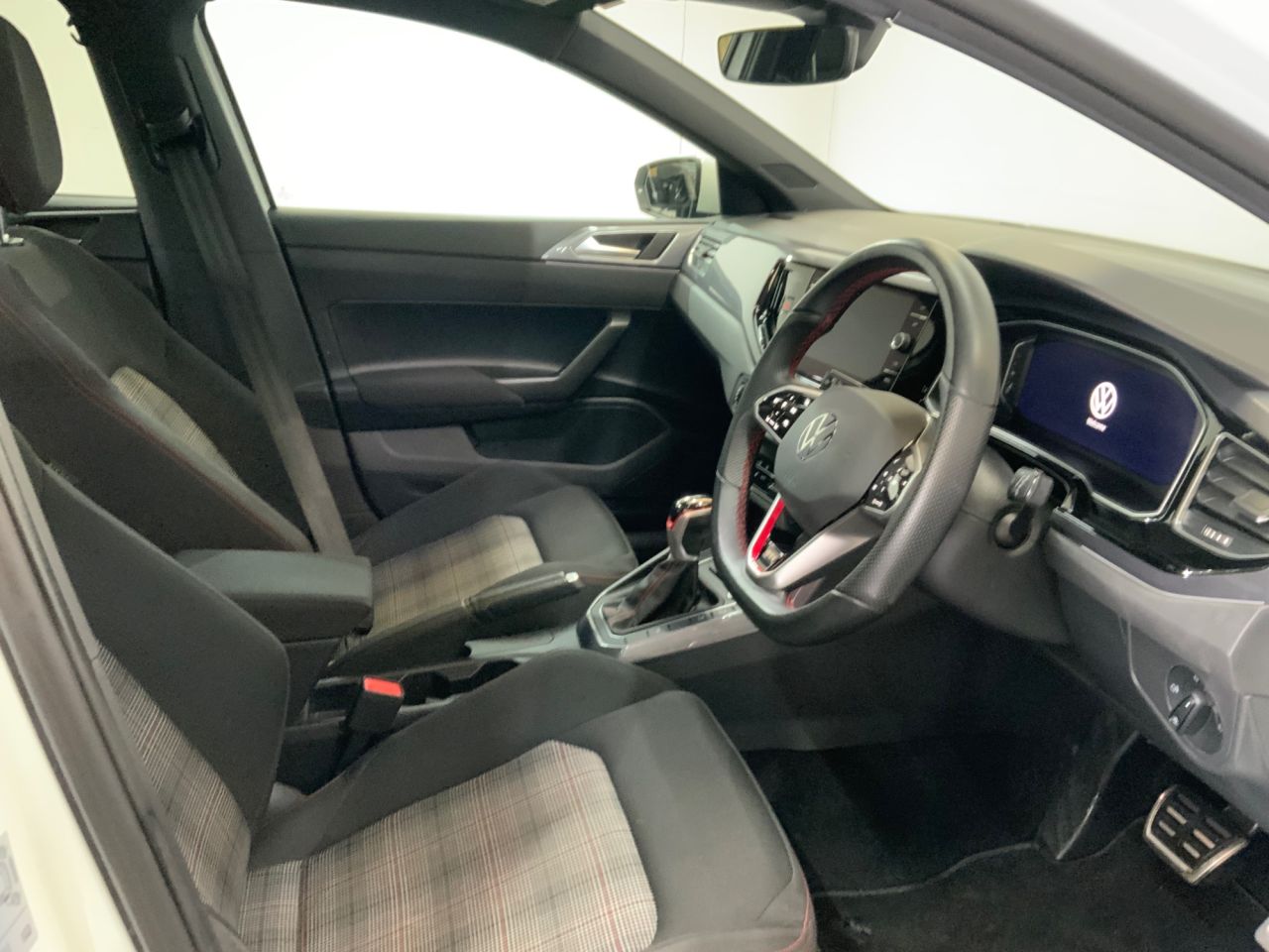 2022 VOLKSWAGEN POLO 2.0 TSI GTI Hatchback 5dr Petrol DSG Euro 6 (s/s) (207 ps) - vehicle photo 24 for sale on PureCar