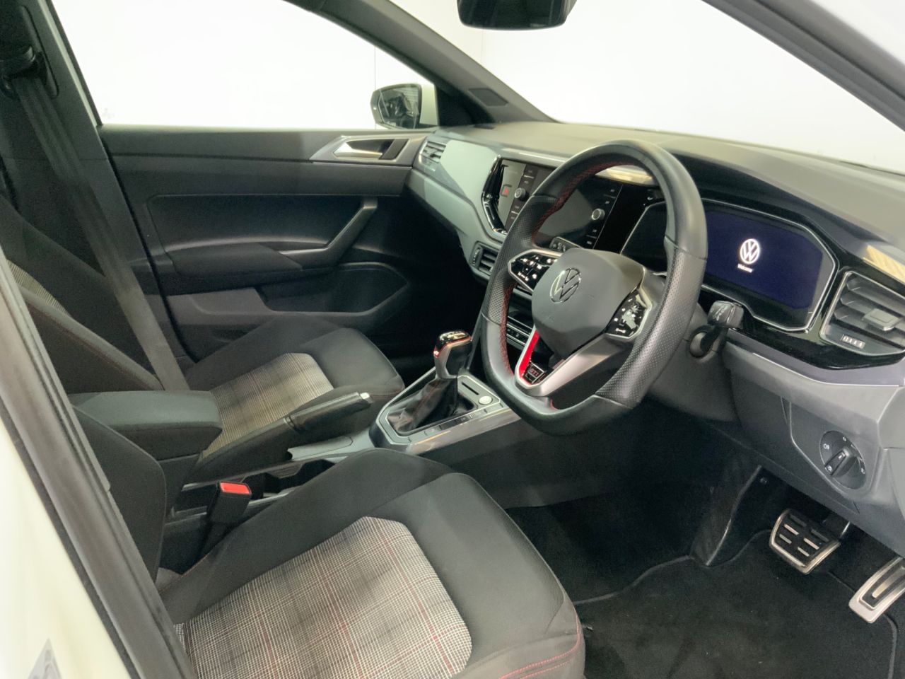 2022 VOLKSWAGEN POLO 2.0 TSI GTI Hatchback 5dr Petrol DSG Euro 6 (s/s) (207 ps) - vehicle photo 25 for sale on PureCar