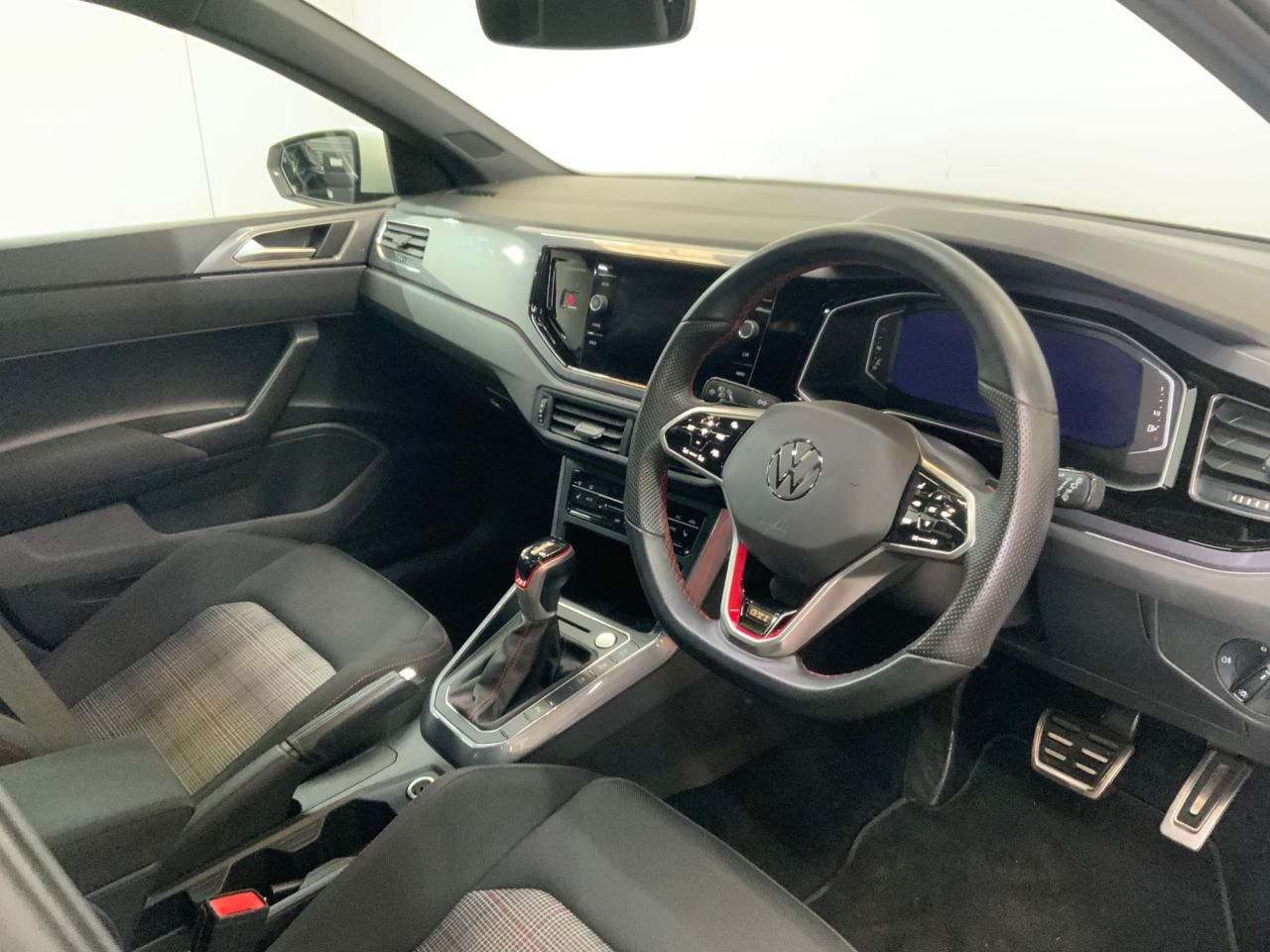 2022 VOLKSWAGEN POLO 2.0 TSI GTI Hatchback 5dr Petrol DSG Euro 6 (s/s) (207 ps) - vehicle photo 29 for sale on PureCar