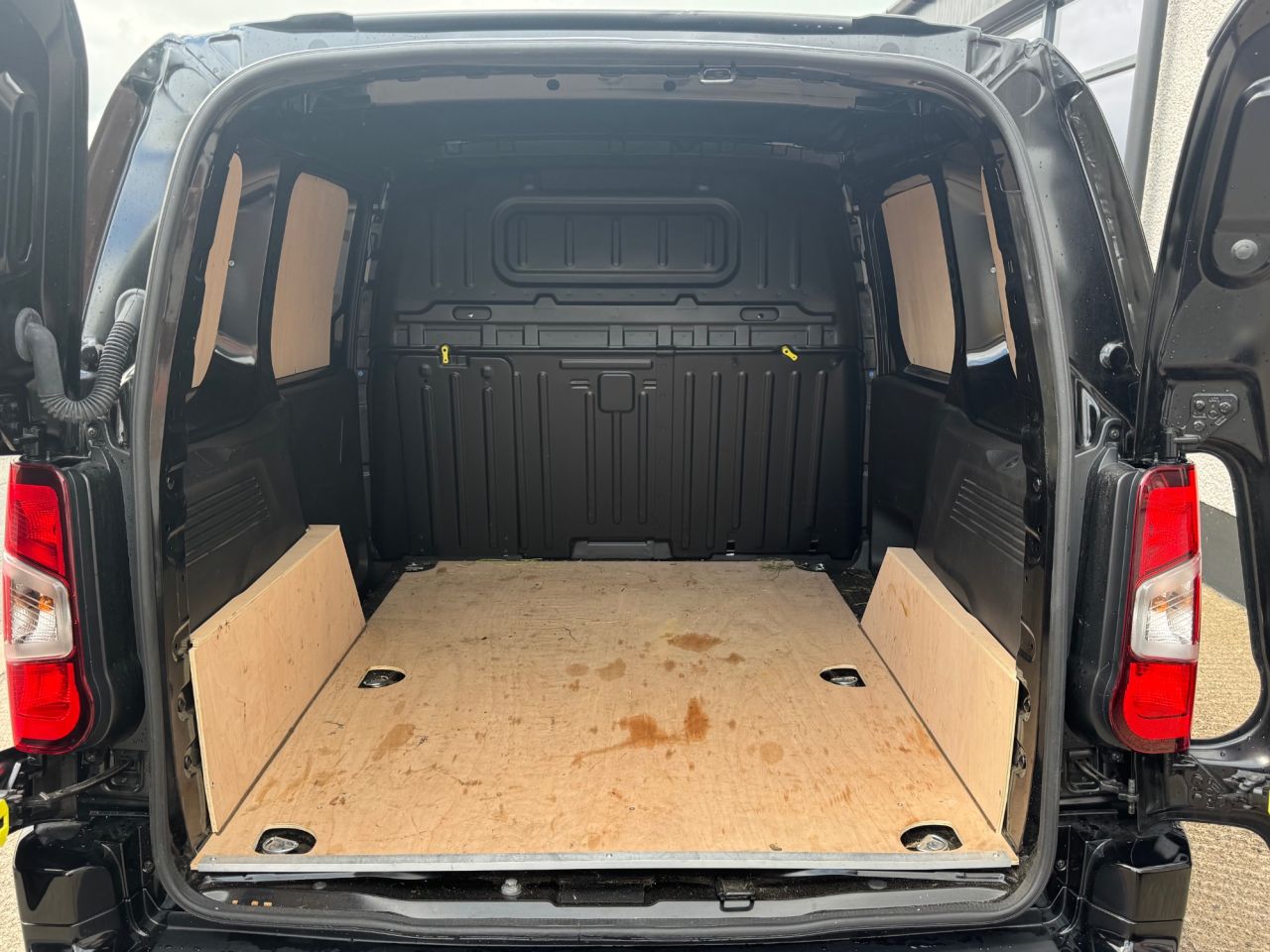 2026 CITROEN BERLINGO 1.5 1000 Driver M Panel Van 5dr Diesel A8 SWB Euro 6 (s/s) (130 ps) - vehicle photo 9 for sale on PureCar