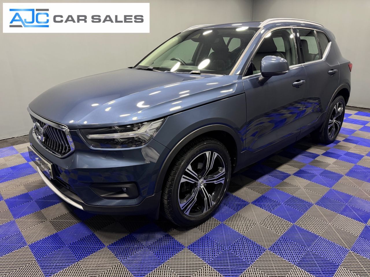 2020 Volvo XC40
