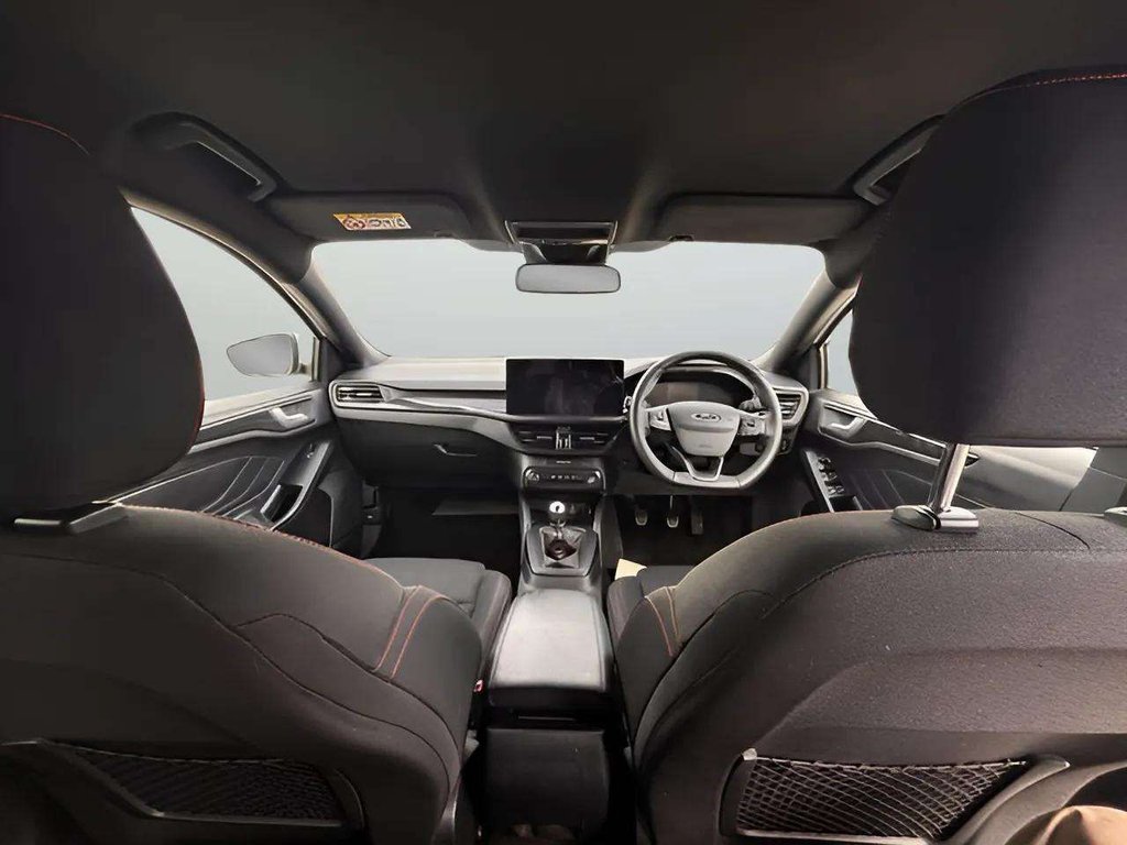 2023 Ford Focus — image 7