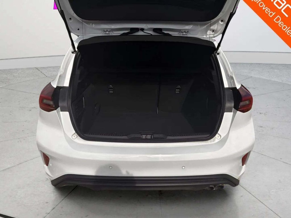 2023 Ford Focus — image 14