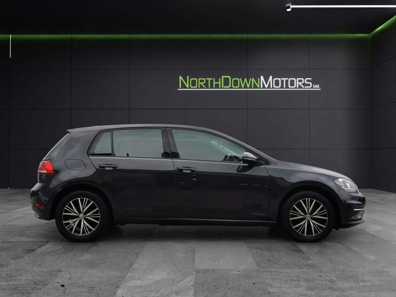 2019 VOLKSWAGEN GOLF 1.6 TDI SE Nav Hatchback 5dr Diesel Manual Euro 6 (s/s) (115 ps) Low Rate F - vehicle photo 7 for sale on PureCar