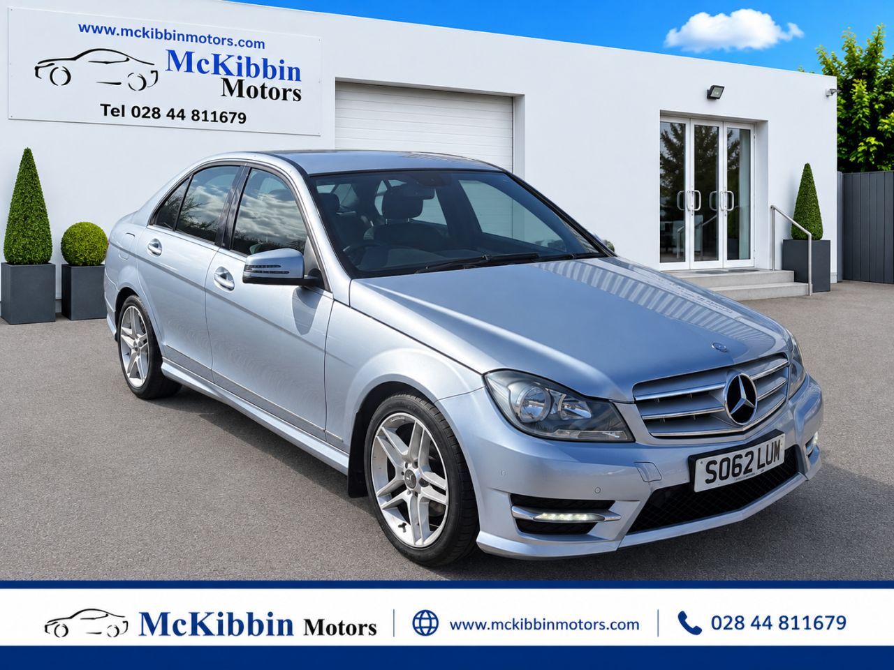 2013 MERCEDES C CLASS C220 CDI AMG Sport - vehicle photo 2 for sale on PureCar