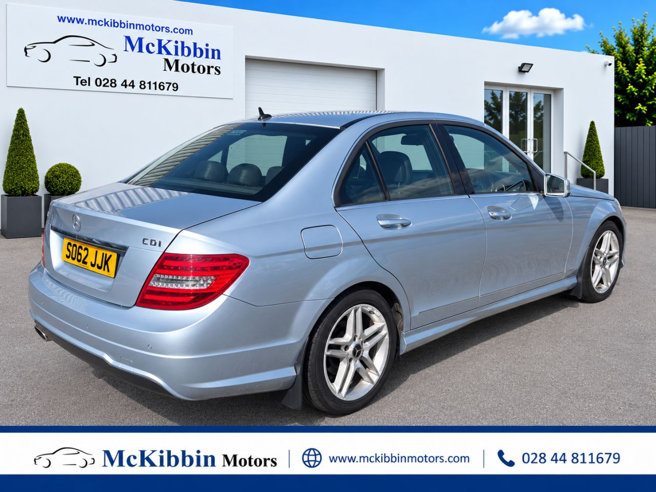 2013 MERCEDES C CLASS C220 CDI AMG Sport - vehicle photo 3 for sale on PureCar