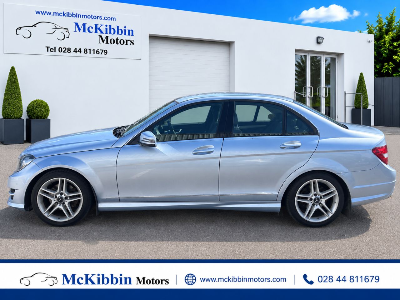 2013 MERCEDES C CLASS C220 CDI AMG Sport - vehicle photo 4 for sale on PureCar