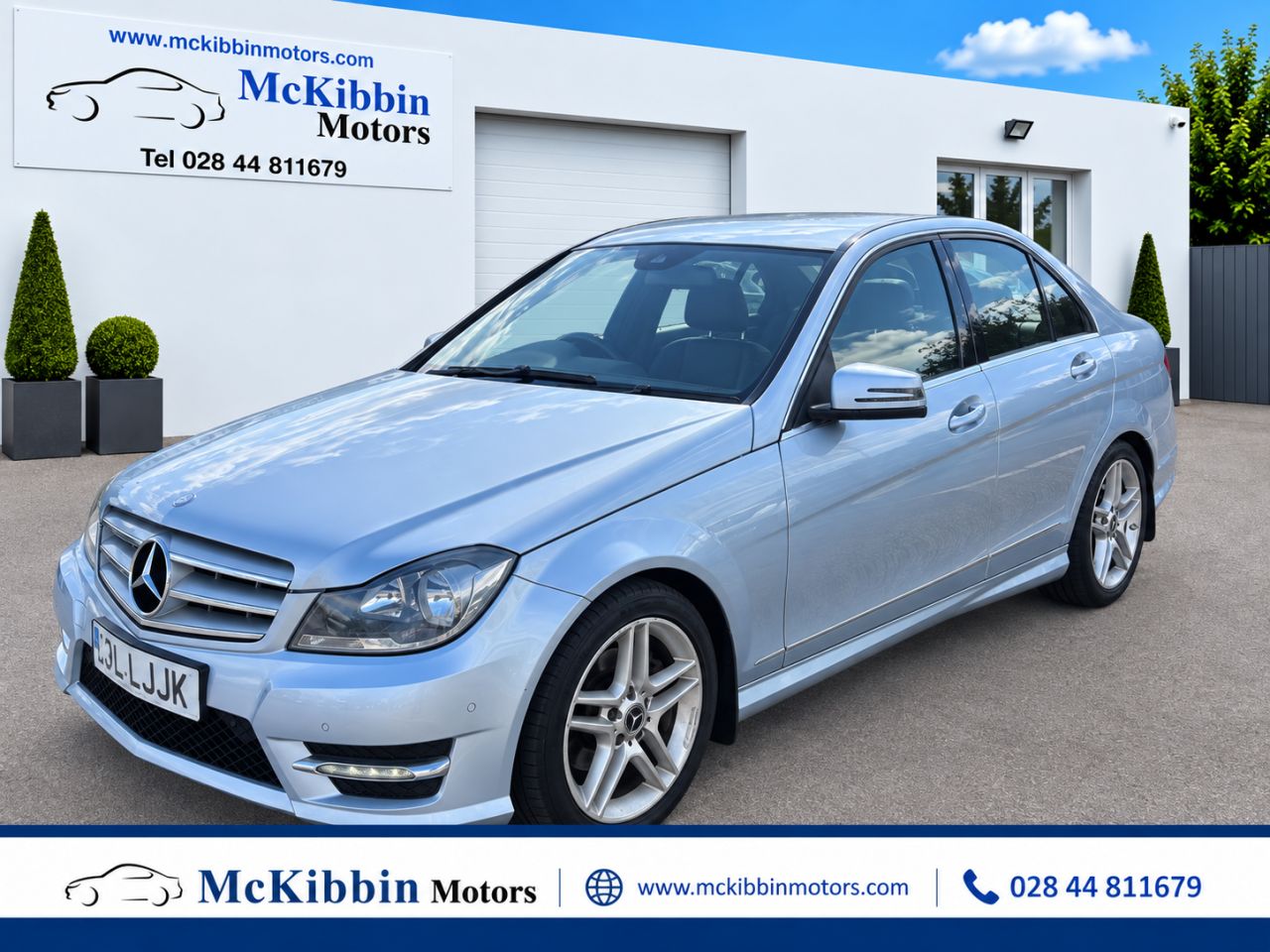 2013 MERCEDES C CLASS C220 CDI AMG Sport - vehicle photo 5 for sale on PureCar