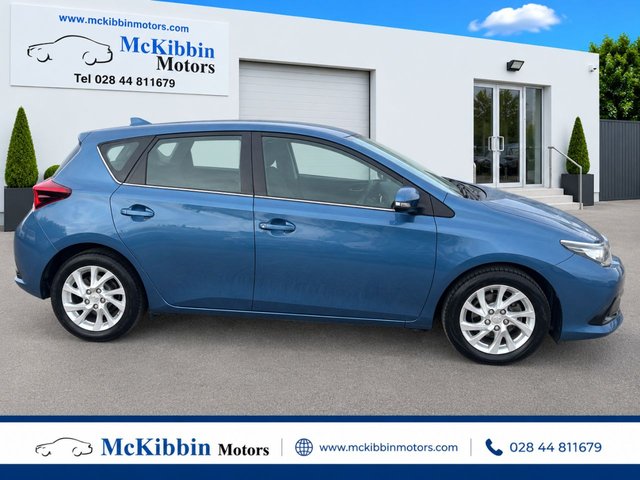 2018 Toyota AURIS