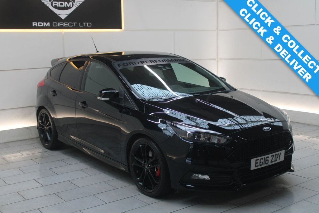 Black 2016 Ford Focus Estate Front-wheel drive Manual