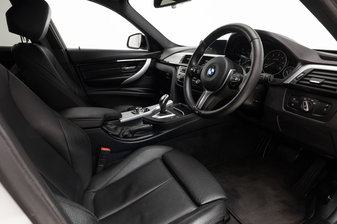 2016 BMW 3 SERIES 2.0 320d M Sport Saloon 4dr Diesel Auto Euro 6 (s/s) (190 ps) - vehicle photo 10 for sale on PureCar