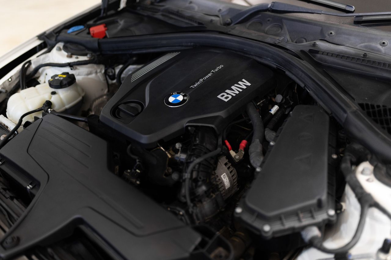 2016 BMW 3 SERIES 2.0 320d M Sport Saloon 4dr Diesel Auto Euro 6 (s/s) (190 ps) - vehicle photo 51 for sale on PureCar