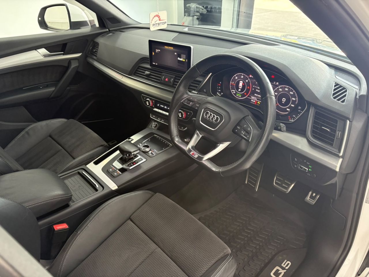 2017 AUDI Q5 S Line - vehicle photo 22 for sale on PureCar